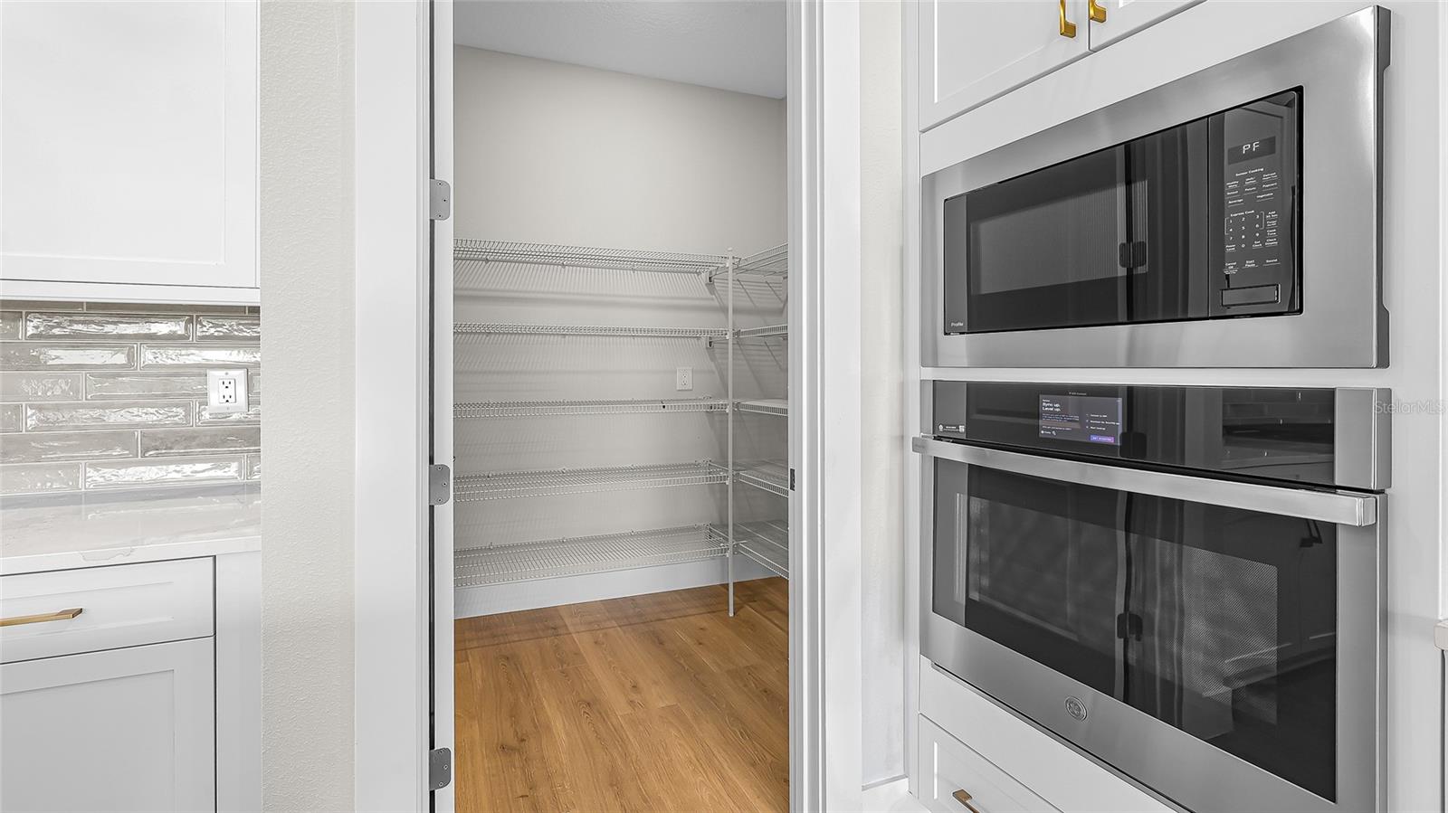 Image 19 of 42 For 14371 Hammock Oak Street