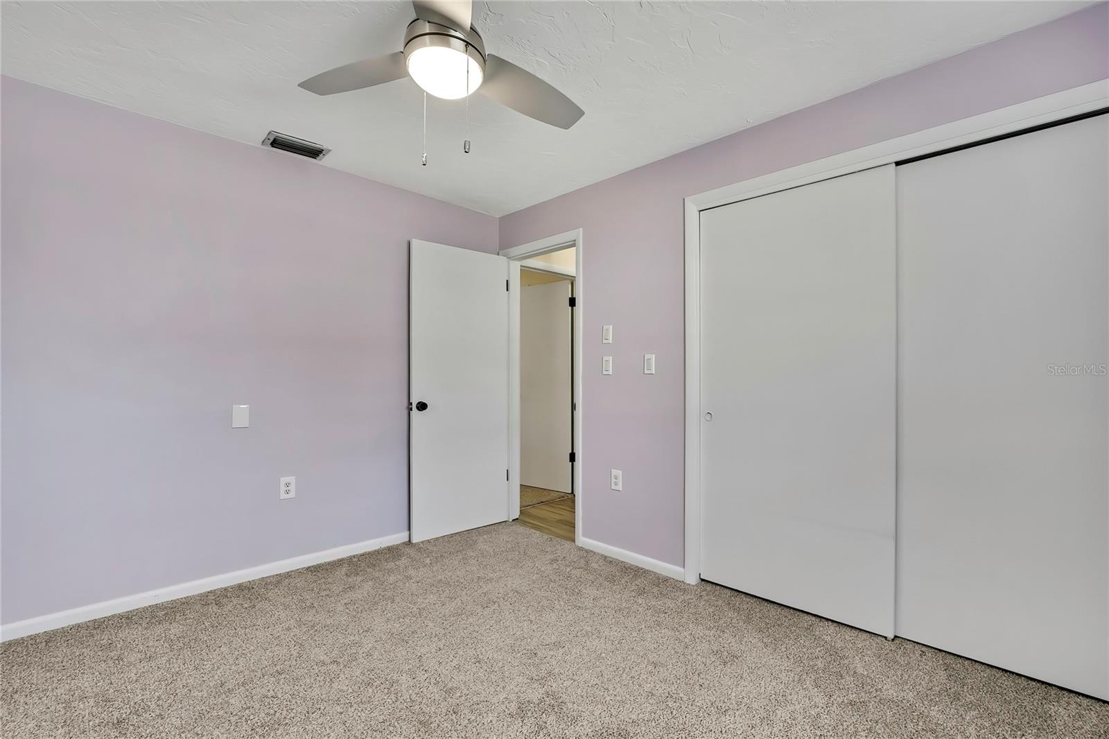 Image 31 of 61 For 6 James Court