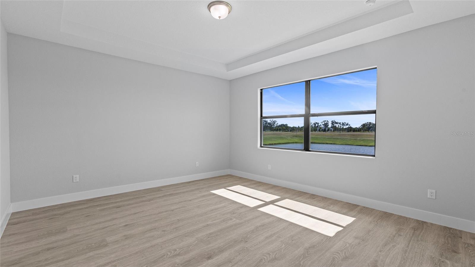 Image 10 of 29 For 14521 Coastal Woodland Lane