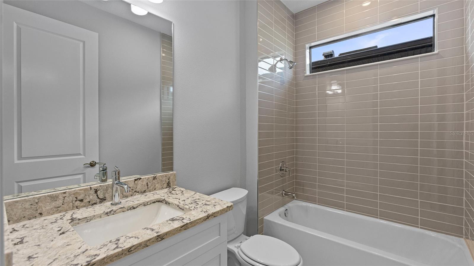 Image 19 of 29 For 14521 Coastal Woodland Lane