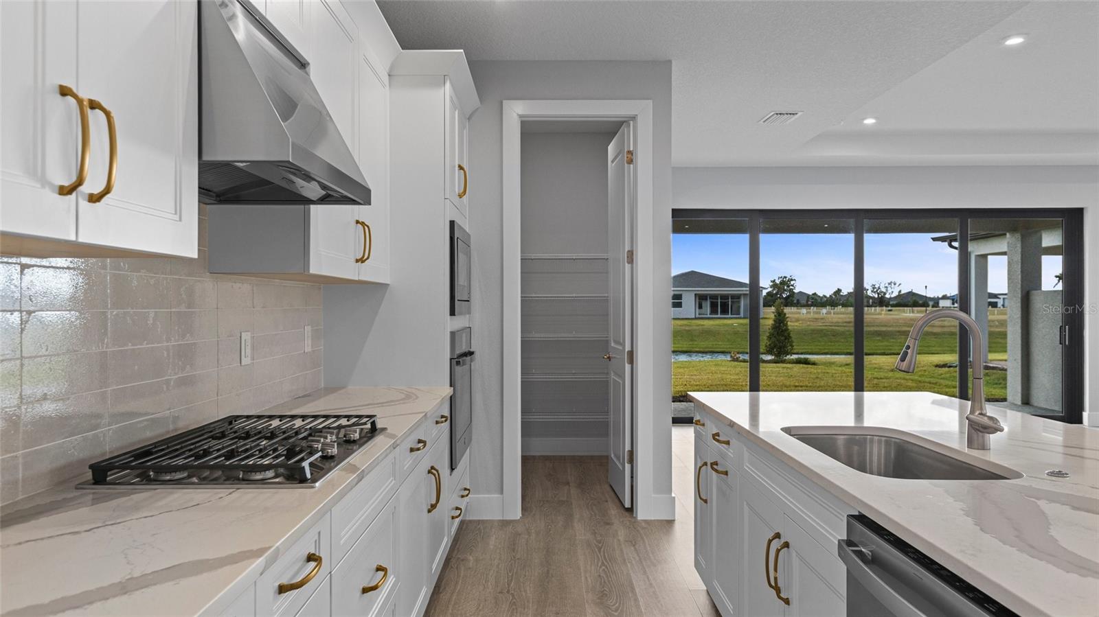 Image 9 of 29 For 14521 Coastal Woodland Lane