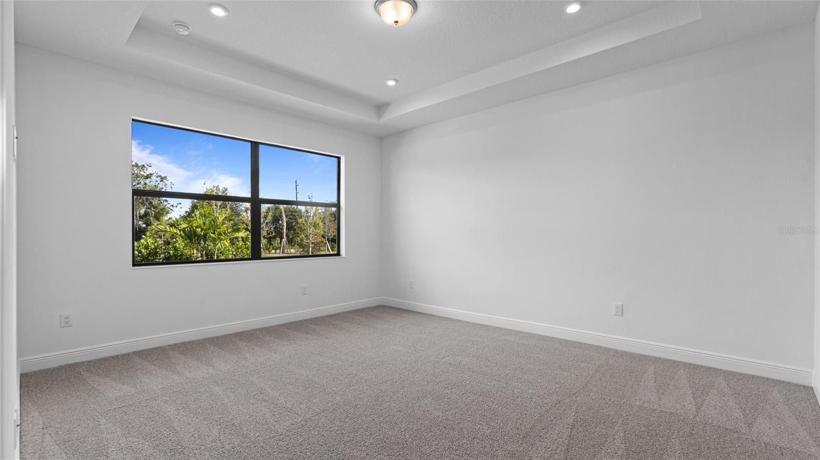 Image 11 of 28 For 5028 Lowland Terrace