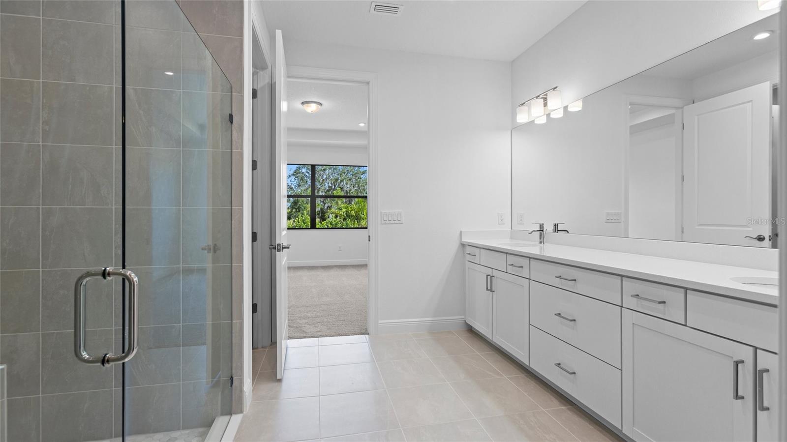 Image 16 of 28 For 5028 Lowland Terrace