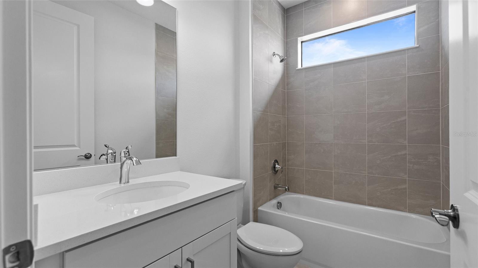 Image 17 of 28 For 5028 Lowland Terrace