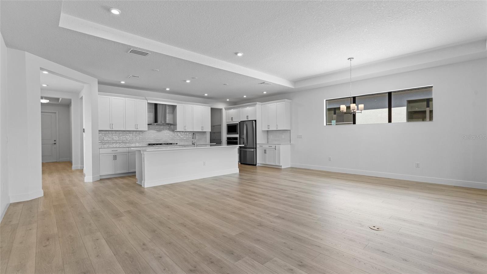 Image 5 of 28 For 5028 Lowland Terrace