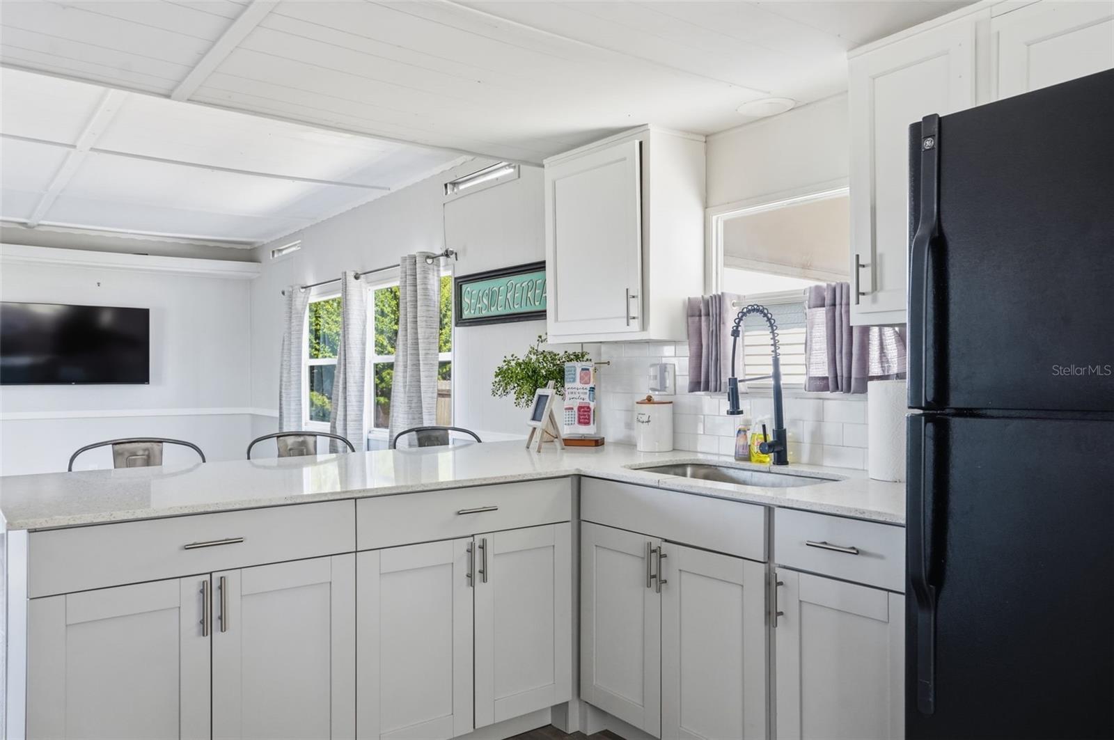 Image 15 of 35 For 6727 Albatross Lane