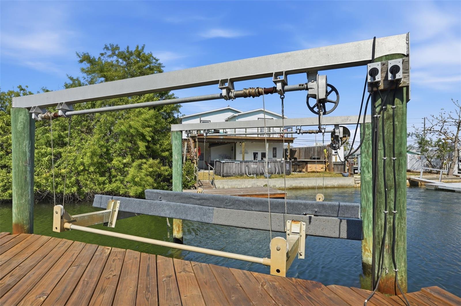 Image 25 of 35 For 6727 Albatross Lane