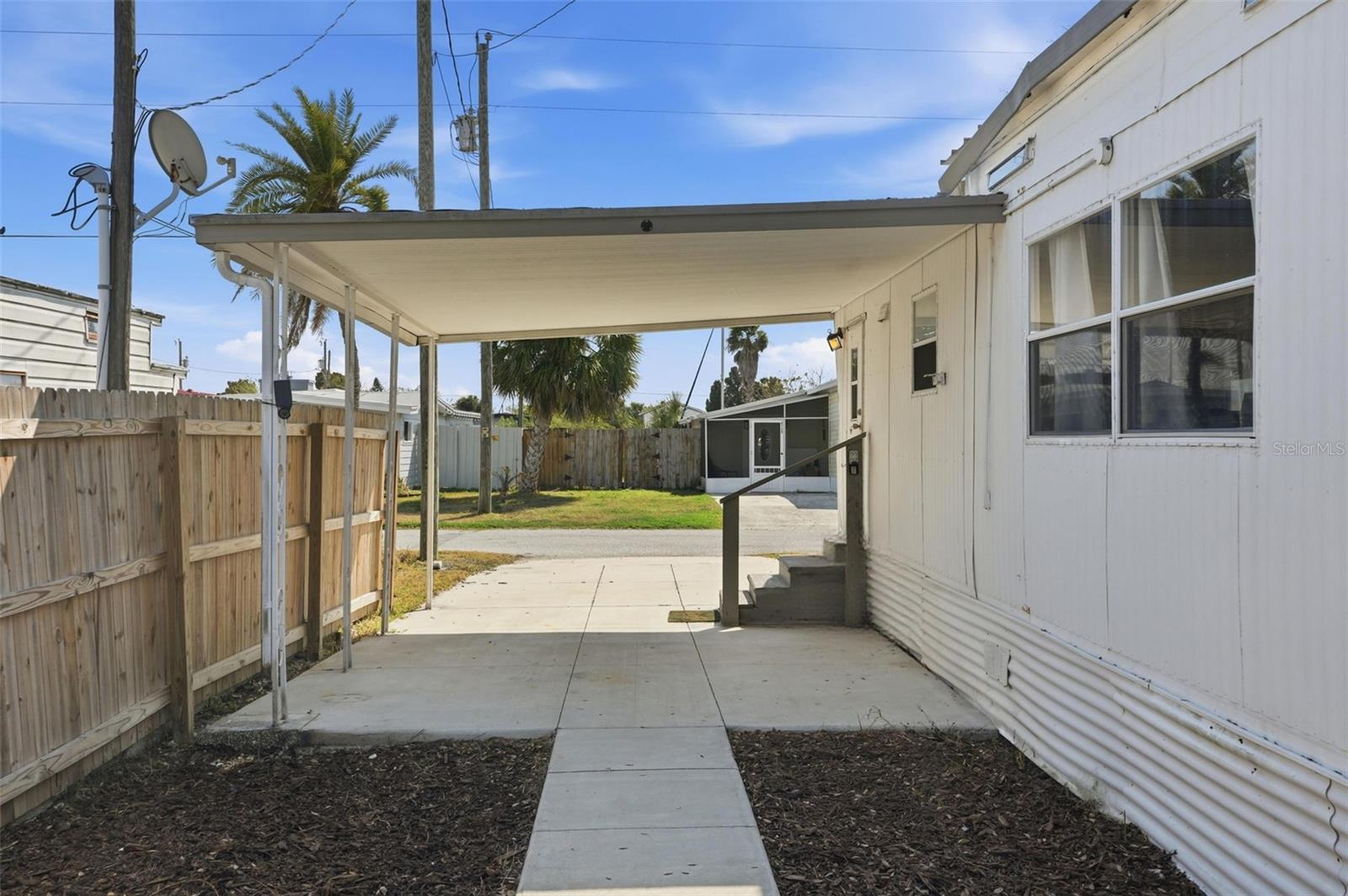 Image 26 of 35 For 6727 Albatross Lane