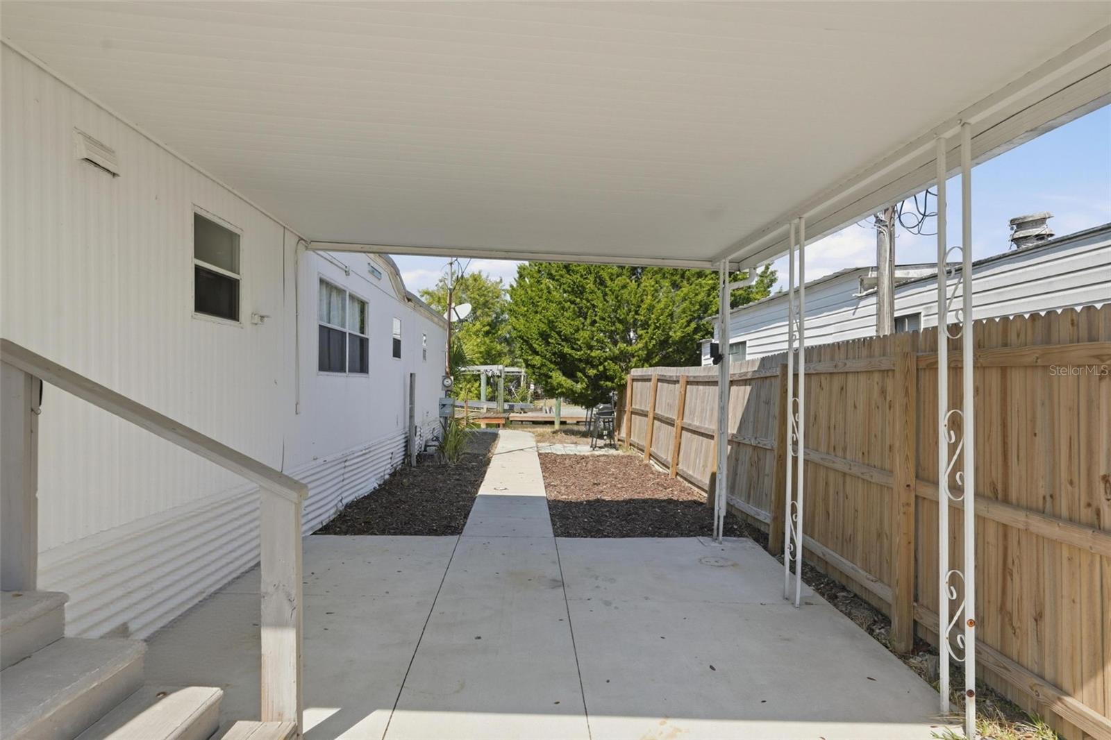 Image 4 of 35 For 6727 Albatross Lane