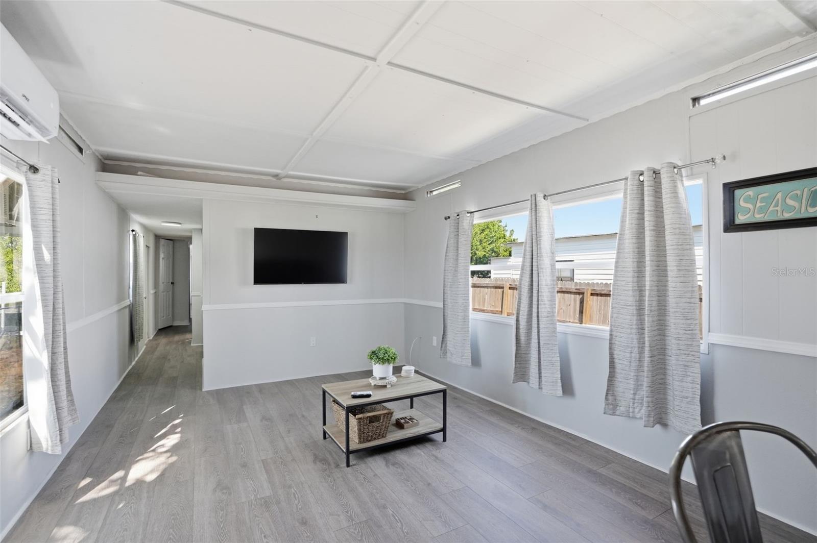 Image 5 of 35 For 6727 Albatross Lane