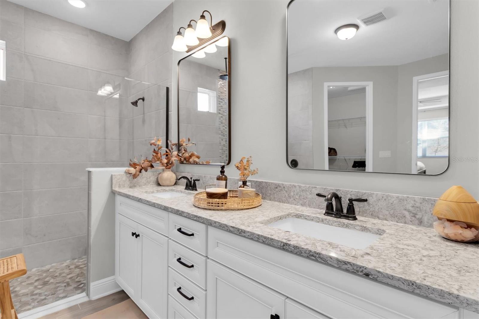 Listing photo id 18 for 4524 Tatum Loop