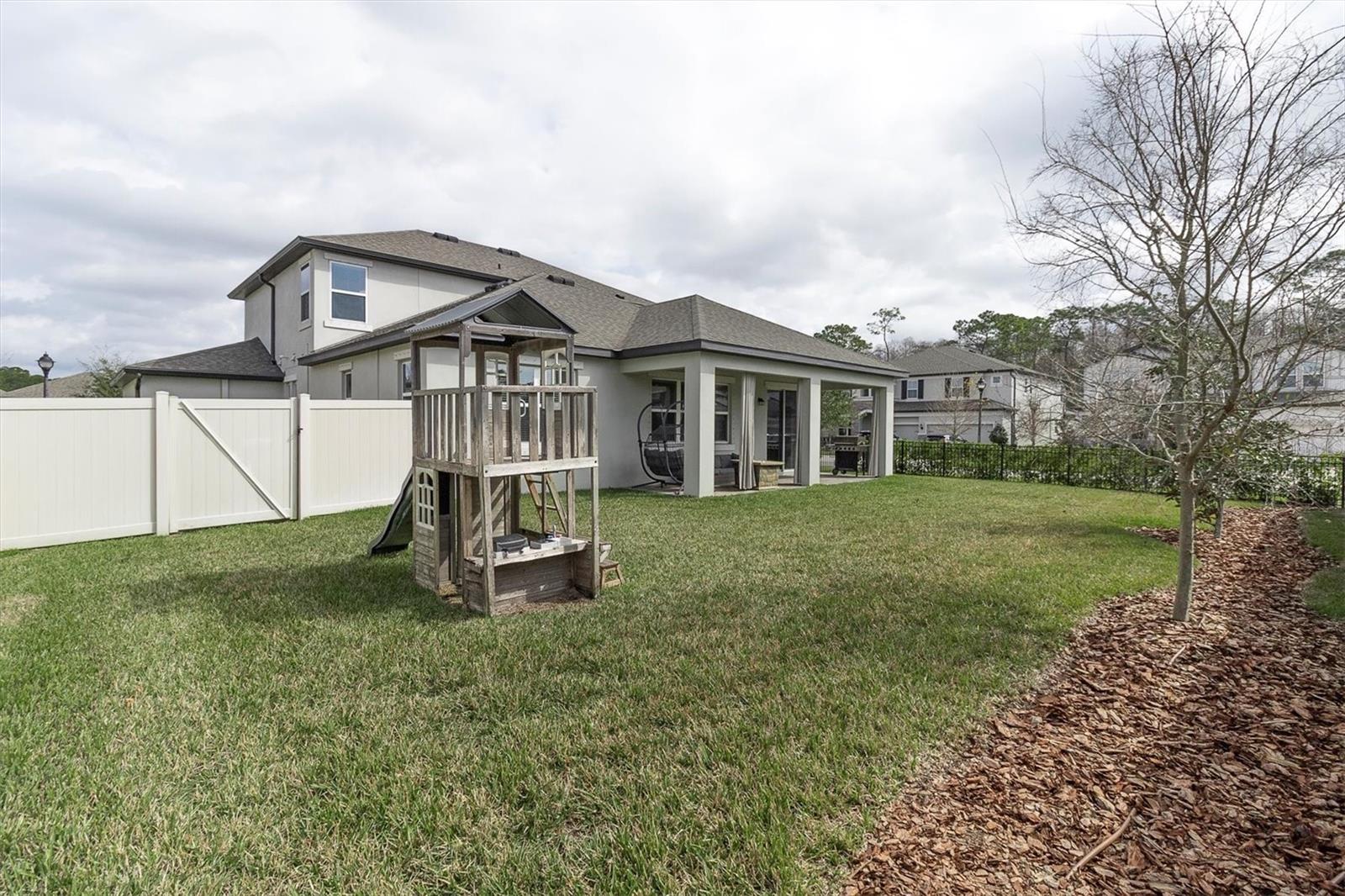 Listing photo id 36 for 4524 Tatum Loop