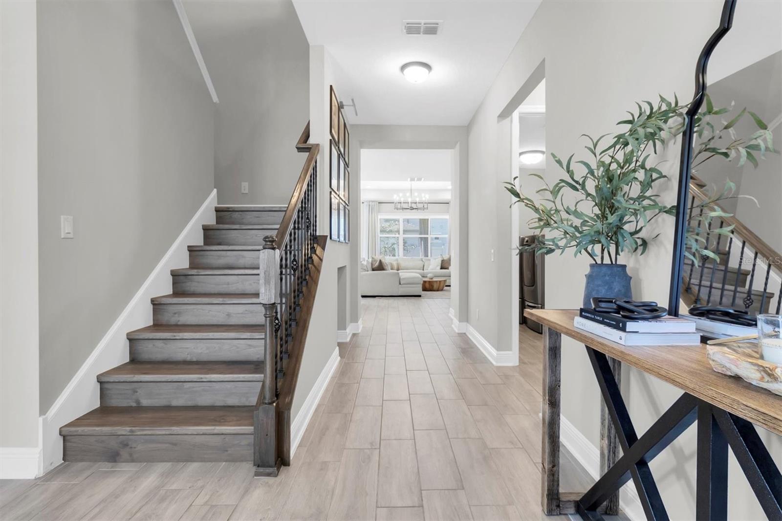 Listing photo id 2 for 4524 Tatum Loop