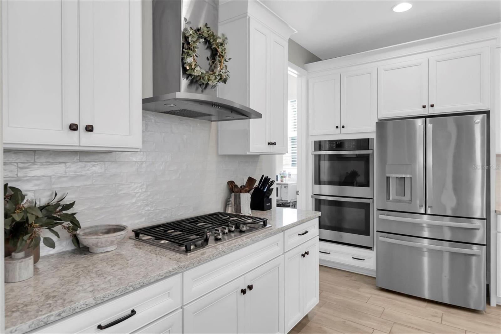 Listing photo id 6 for 4524 Tatum Loop