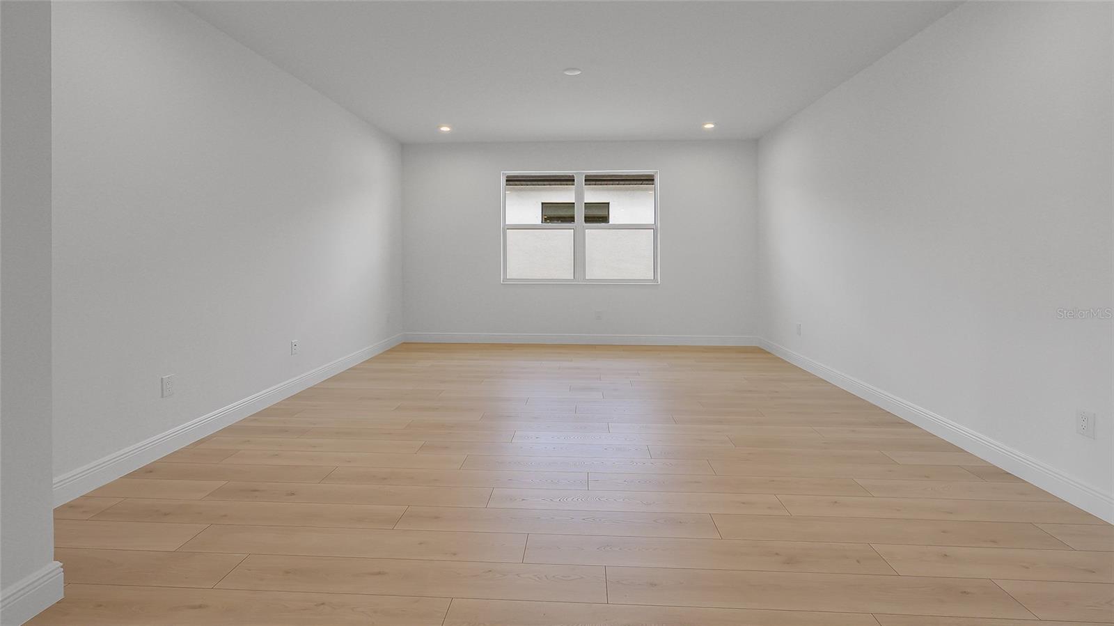 Image 17 of 55 For 14448 Woodland Preserve Trail