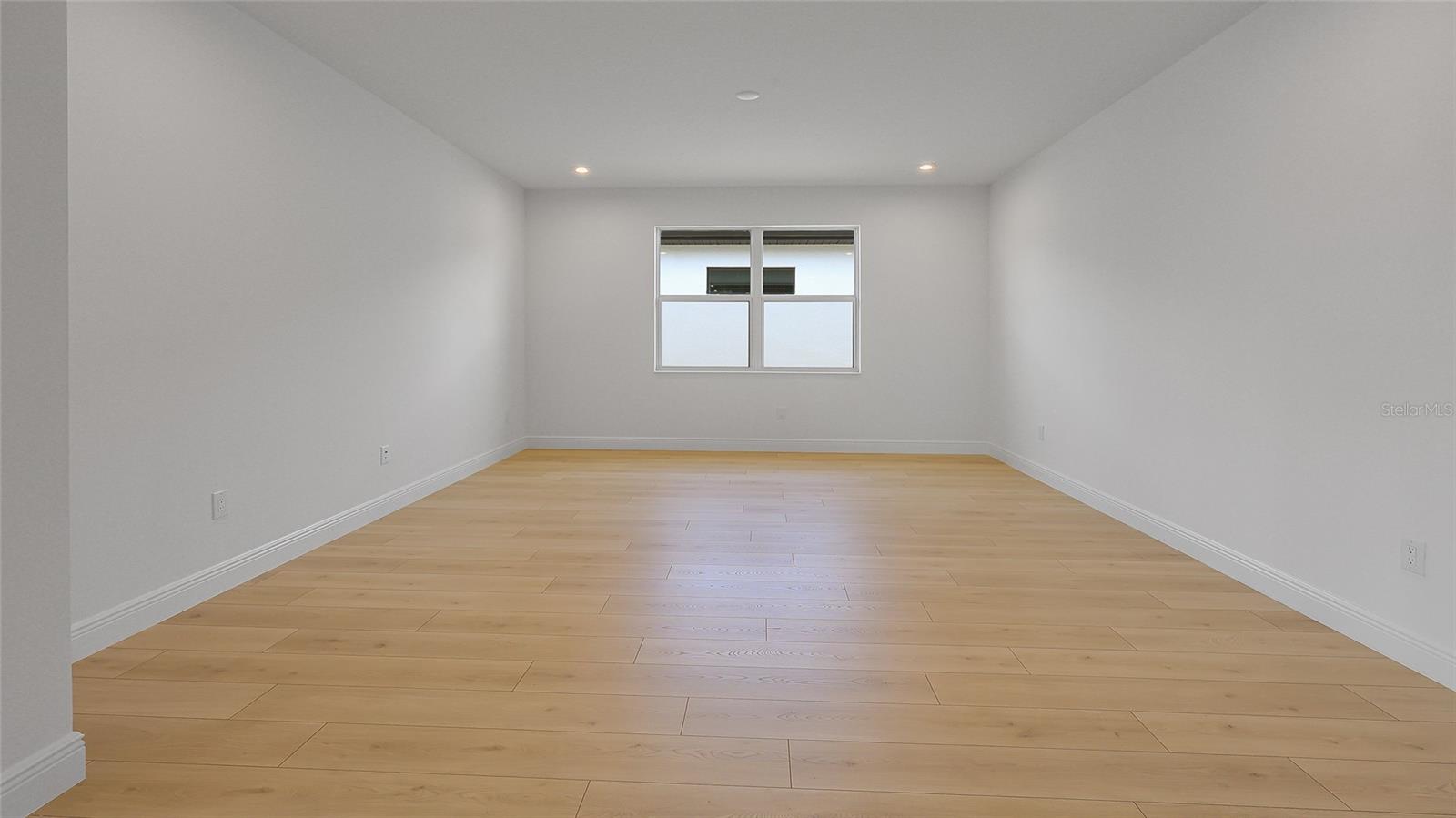 Image 18 of 55 For 14448 Woodland Preserve Trail