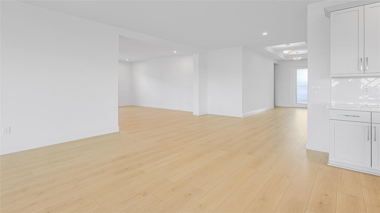 Image 22 of 55 For 14448 Woodland Preserve Trail