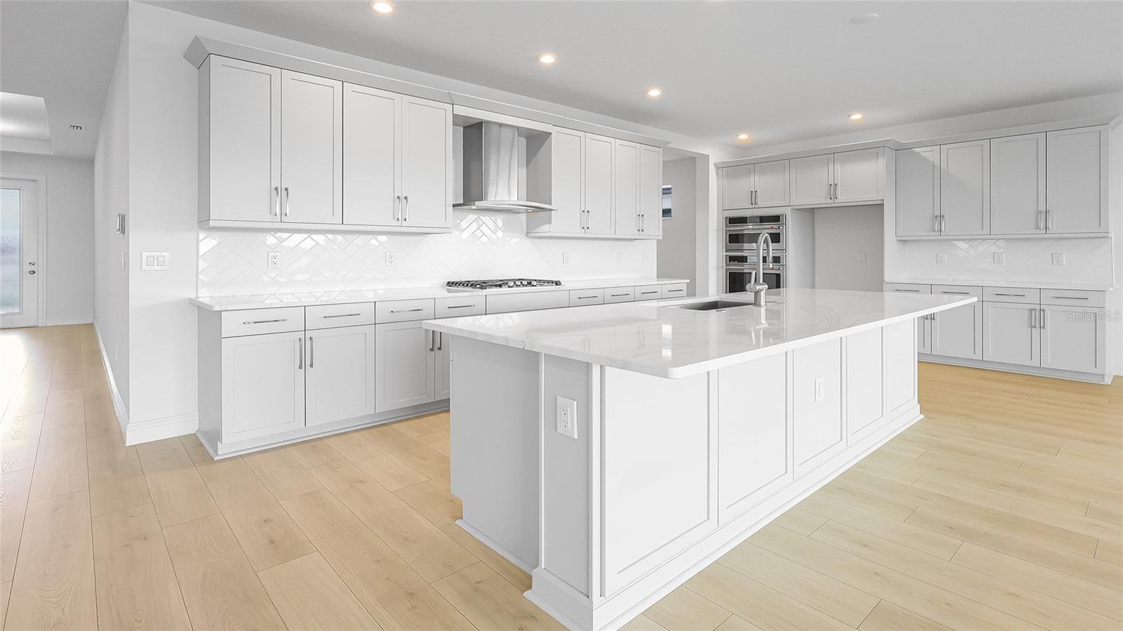 Image 26 of 55 For 14448 Woodland Preserve Trail