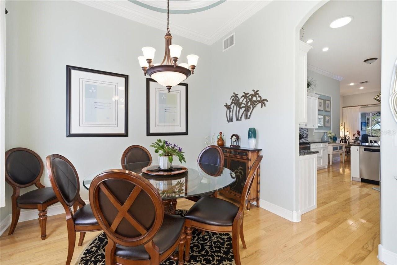 Listing photo id 8 for 9020 Jericho Road