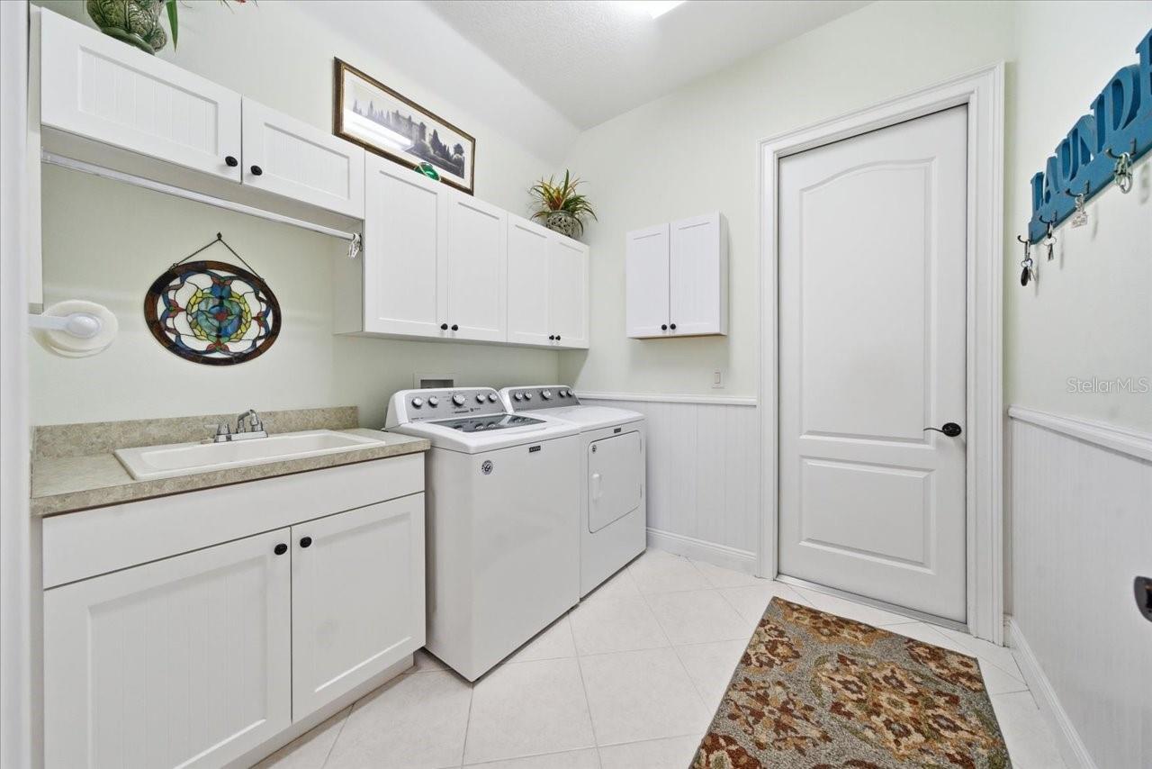 Listing photo id 44 for 9020 Jericho Road