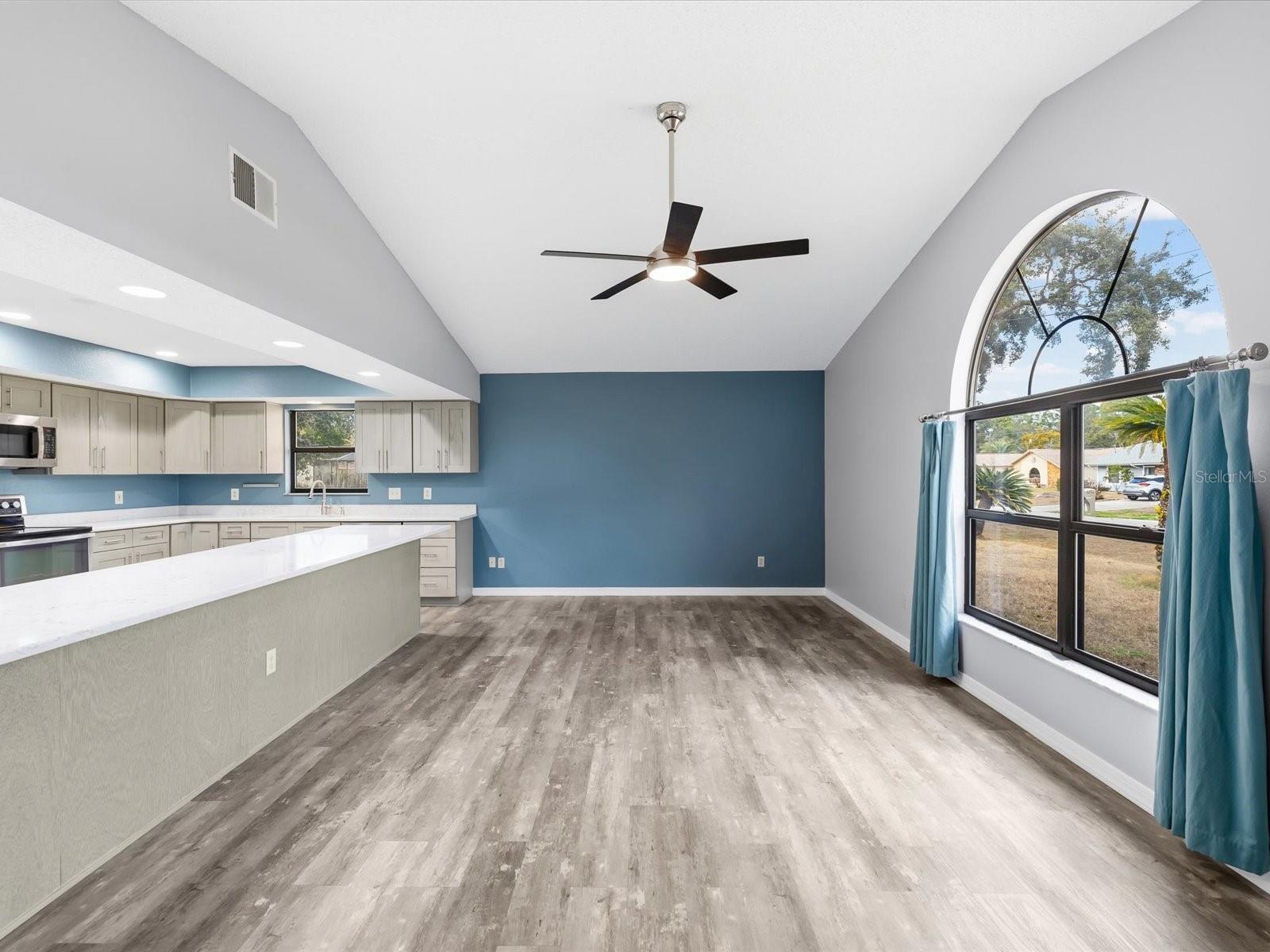 Image 14 of 71 For 2089 Danforth Road