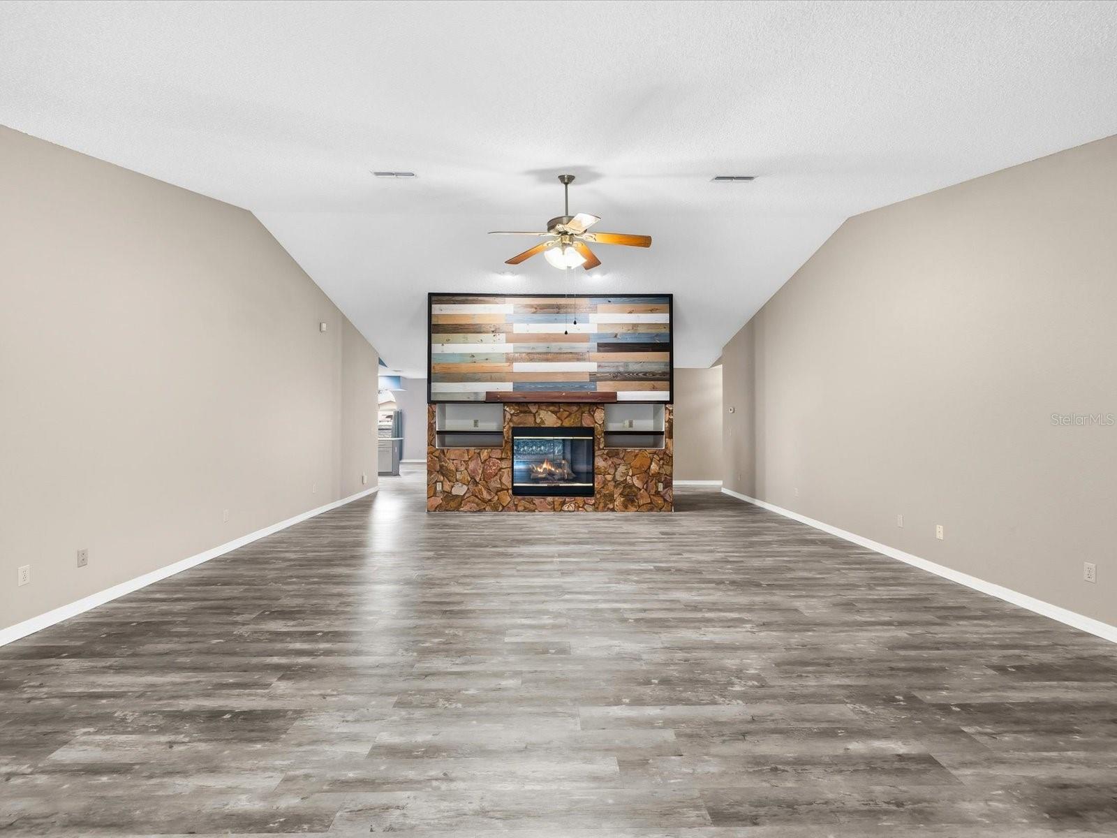 Image 21 of 71 For 2089 Danforth Road