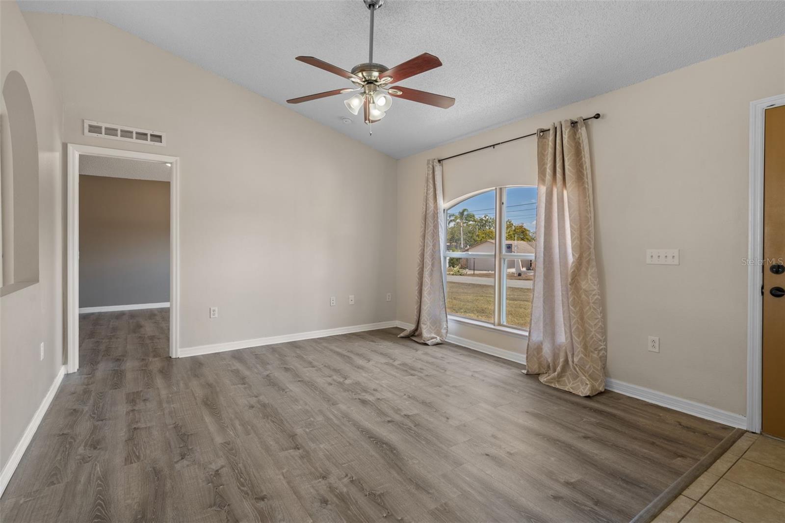 Image 12 of 47 For 351 Upland Avenue