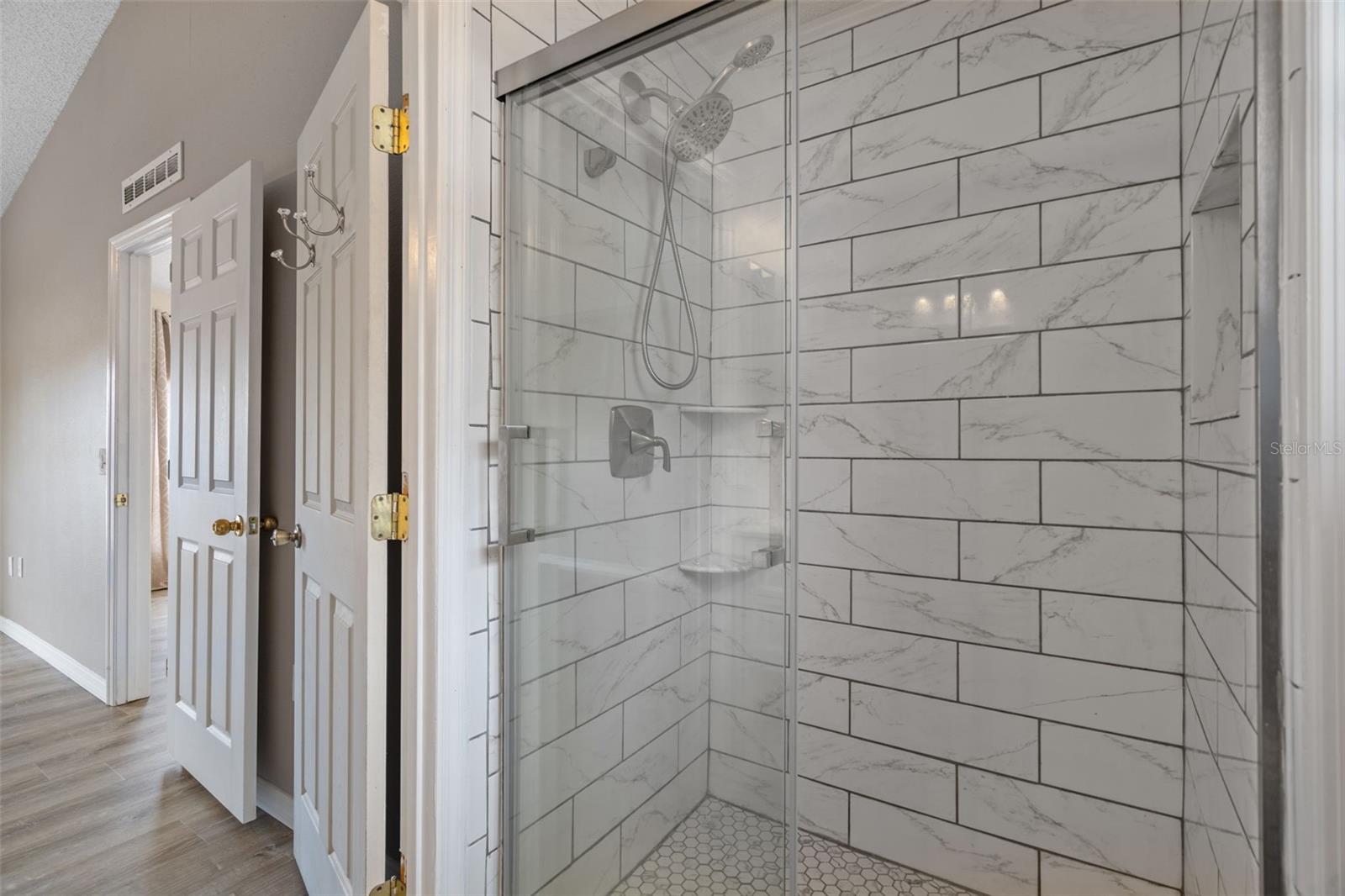 Image 30 of 47 For 351 Upland Avenue