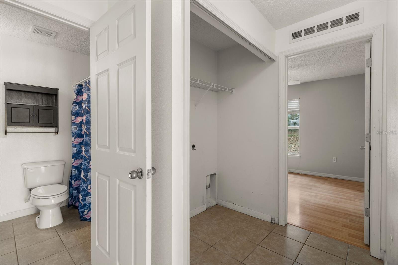 Image 31 of 47 For 351 Upland Avenue