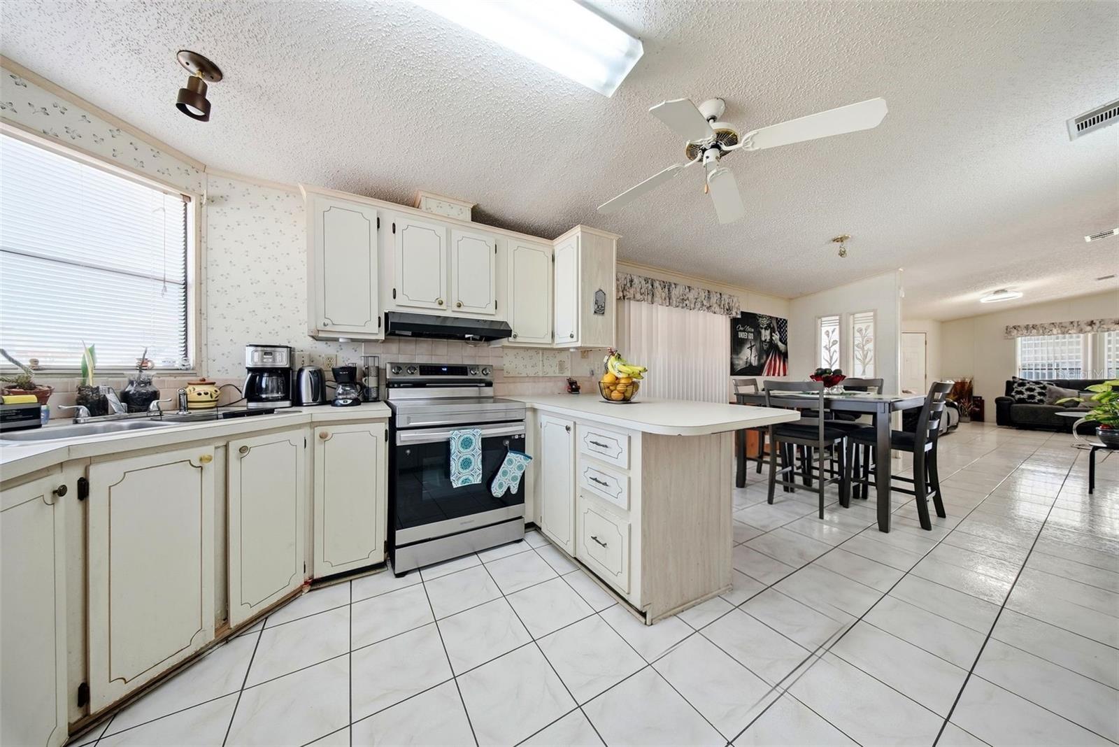 Image 15 of 65 For 7303 Osage Drive