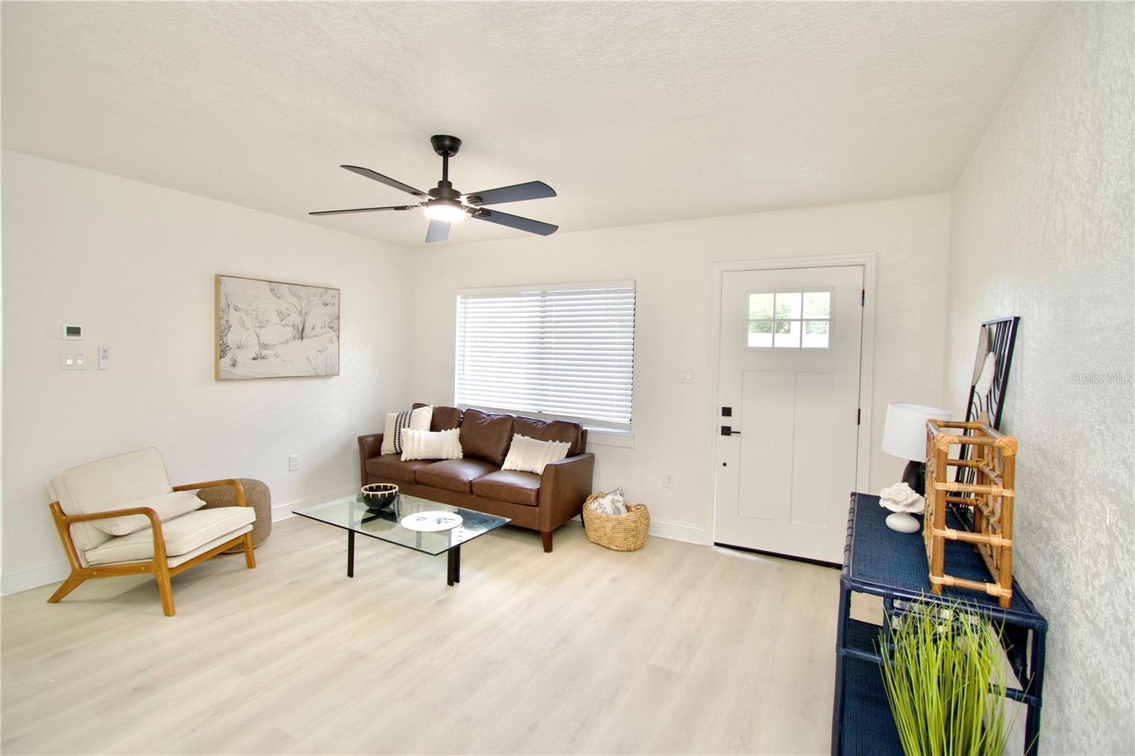 Image 5 of 13 For 5307 Berkley Road