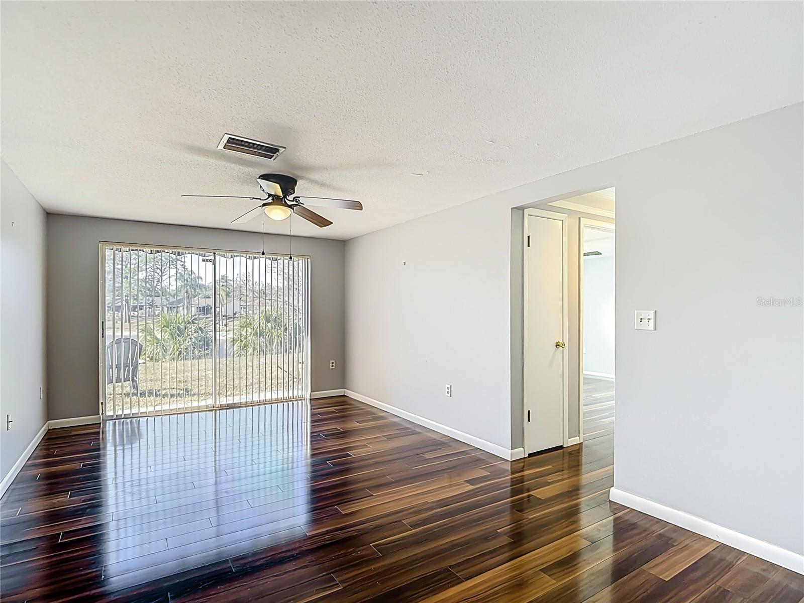 Image 23 of 71 For 12303 Fieldstone Lane