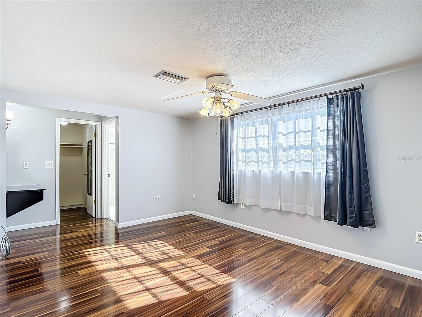 Image 28 of 71 For 12303 Fieldstone Lane