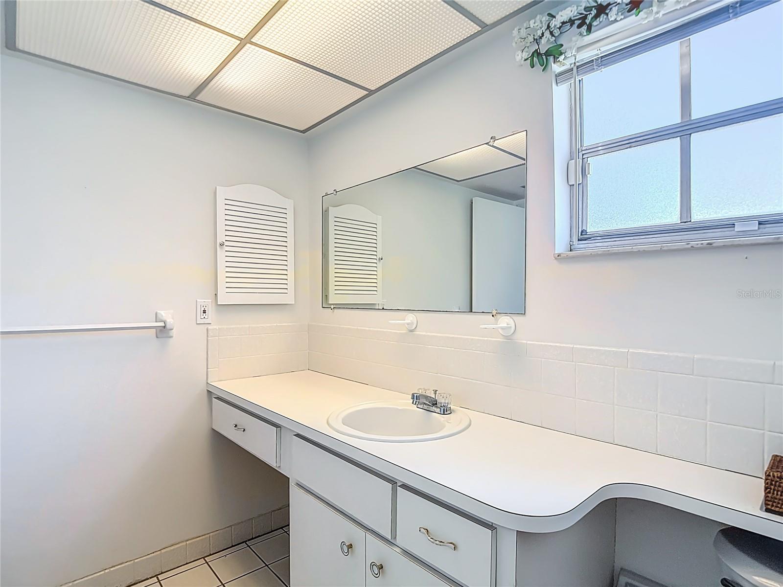 Image 40 of 71 For 12303 Fieldstone Lane