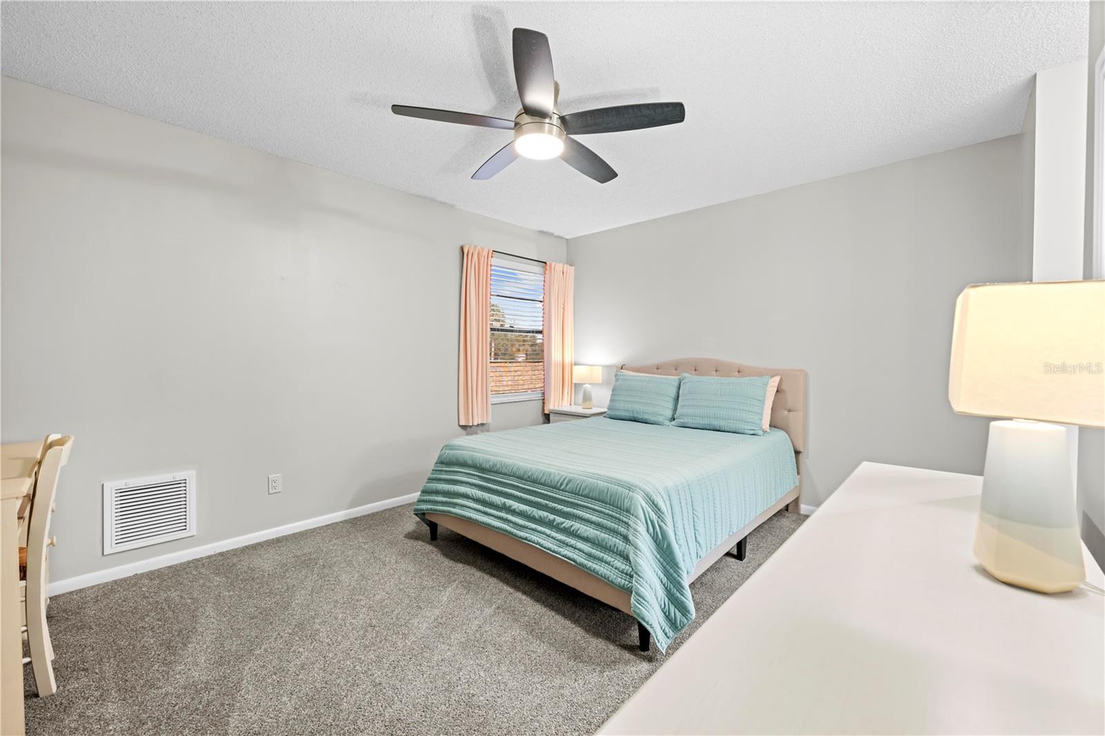 Image 37 of 65 For 11436 Clubview Drive