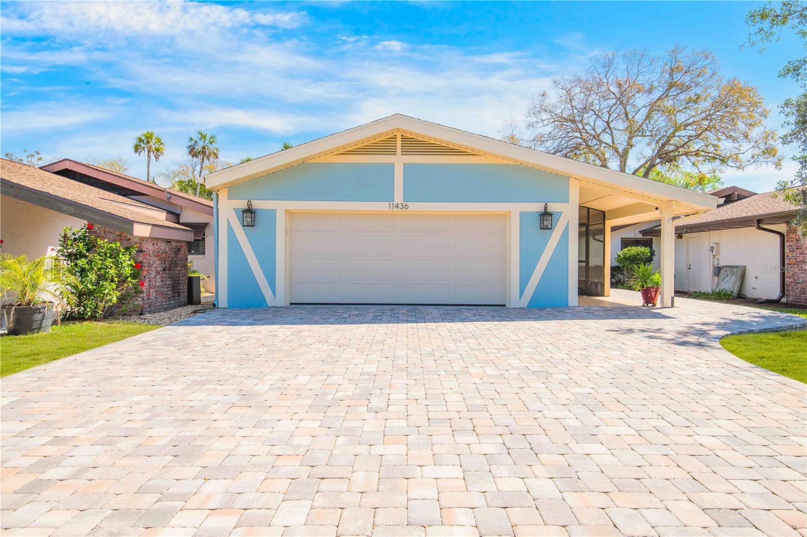 Image 4 of 65 For 11436 Clubview Drive