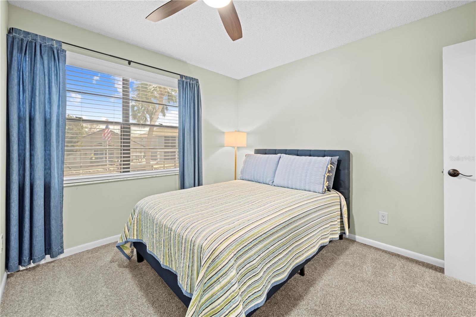 Image 42 of 65 For 11436 Clubview Drive