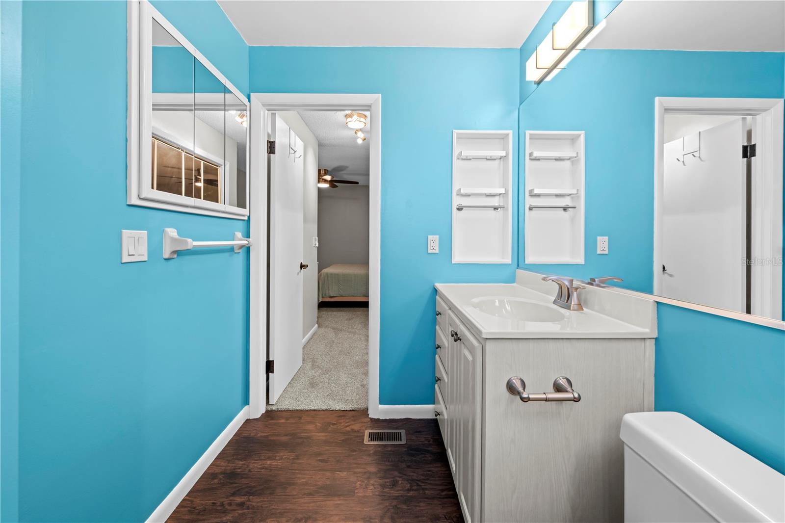 Image 47 of 65 For 11436 Clubview Drive