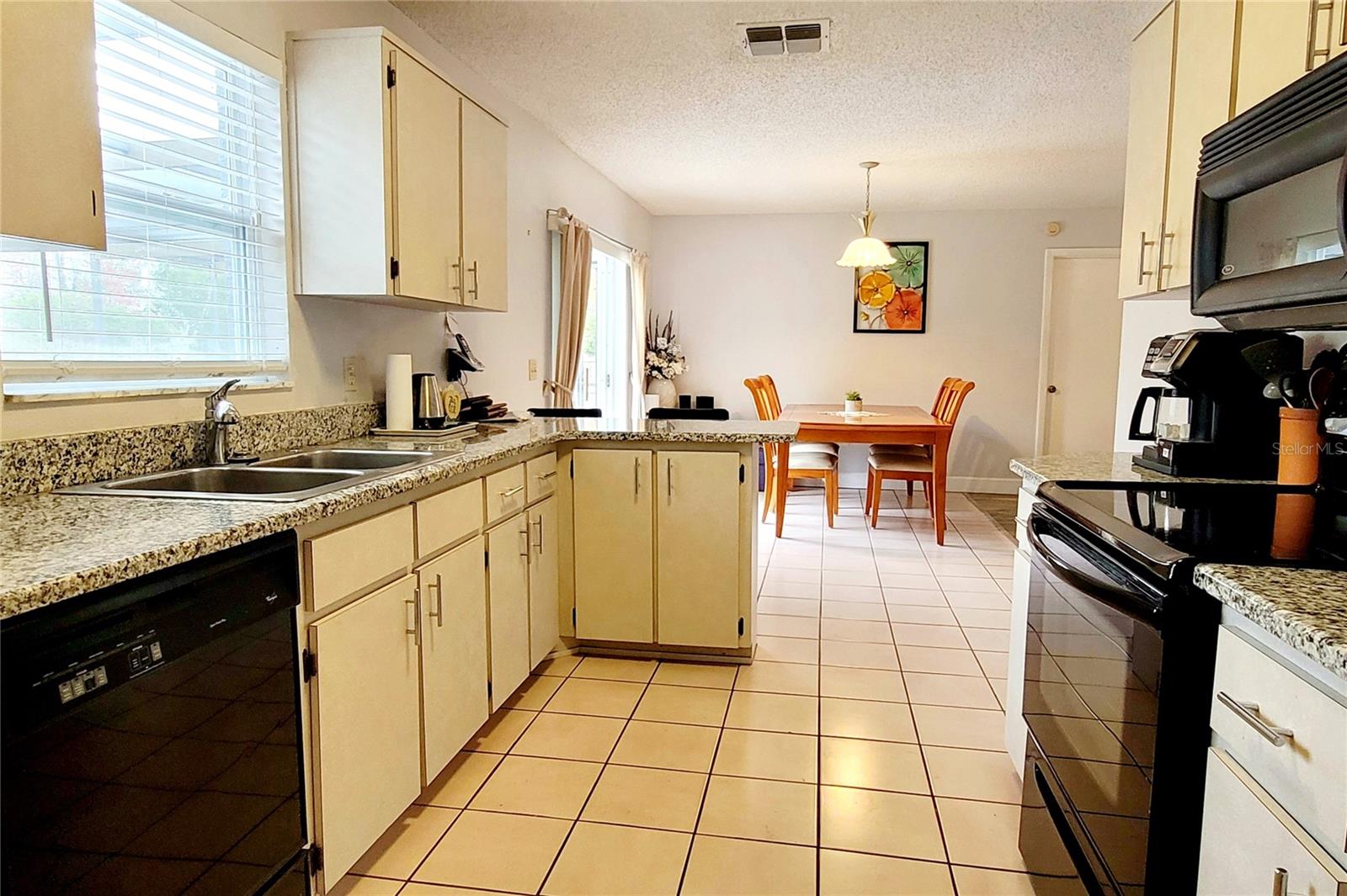 Image 16 of 40 For 11144 Heathwood Avenue