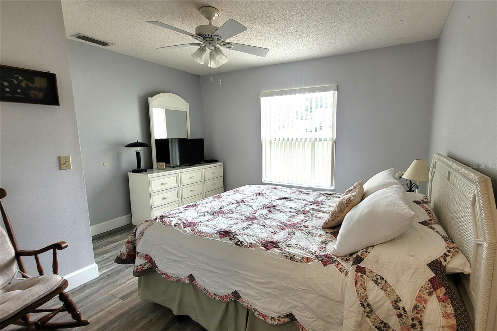 Image 24 of 40 For 11144 Heathwood Avenue