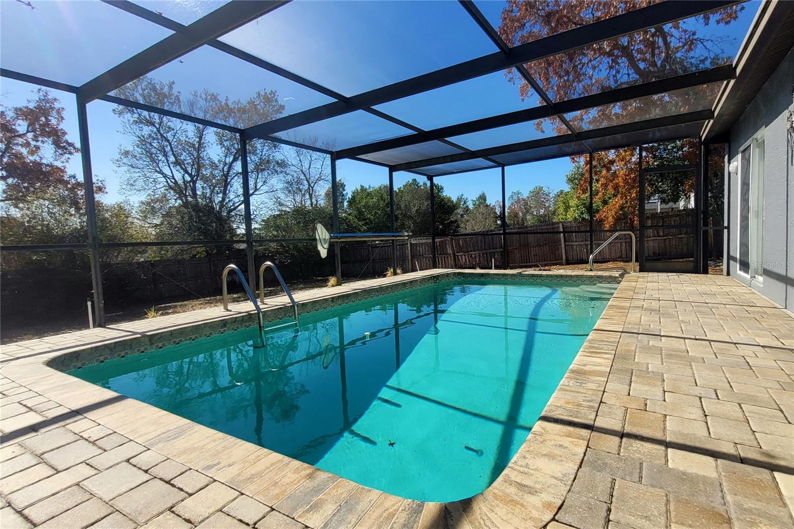 Image 27 of 40 For 11144 Heathwood Avenue