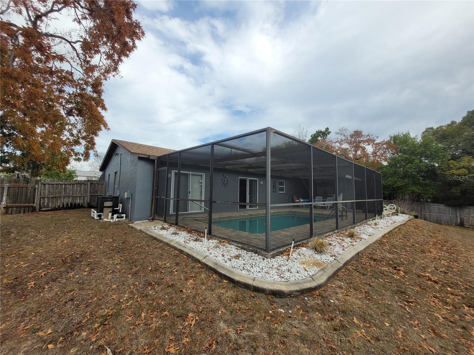 Image 37 of 40 For 11144 Heathwood Avenue