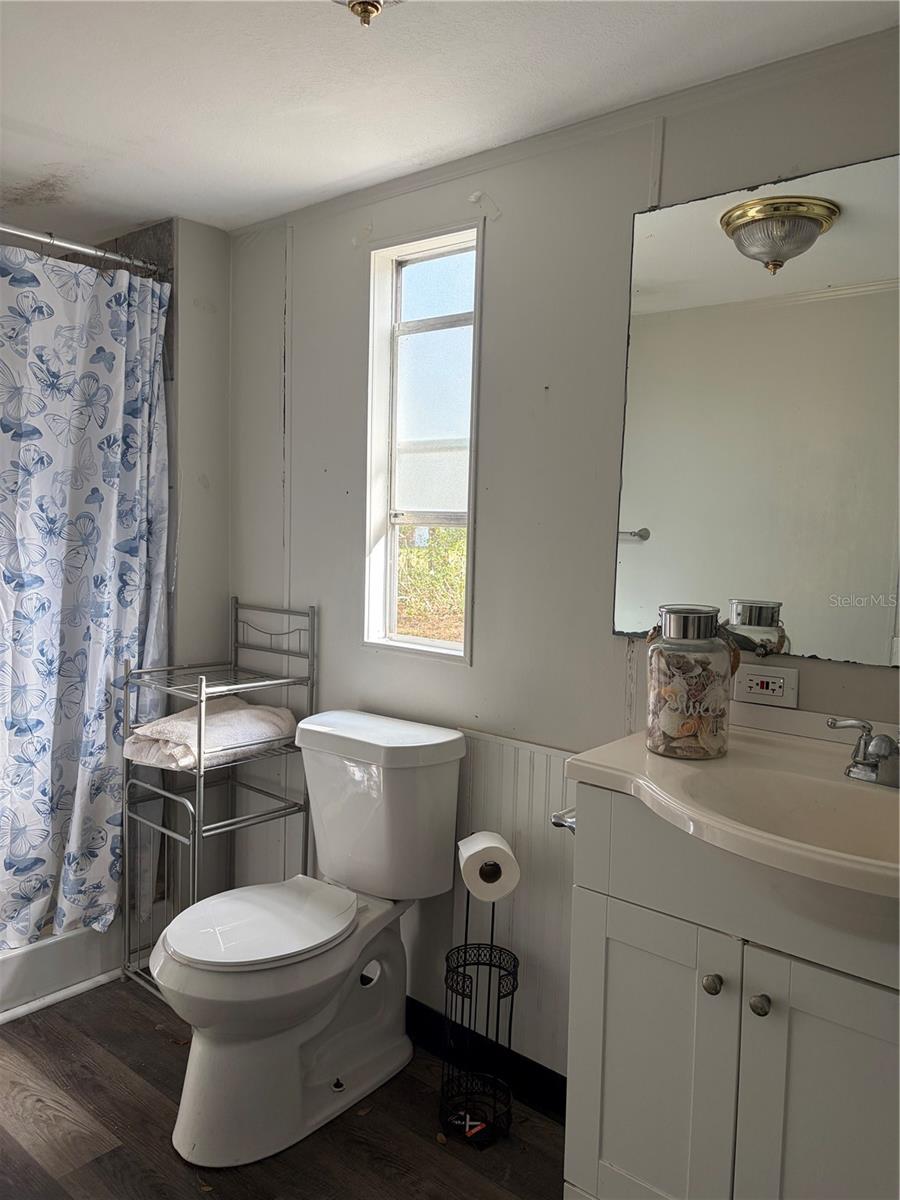 Listing photo id 12 for 6905 Pearson Lane