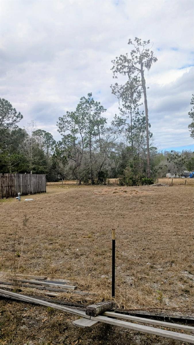 Listing photo id 0 for 6905 Pearson Lane