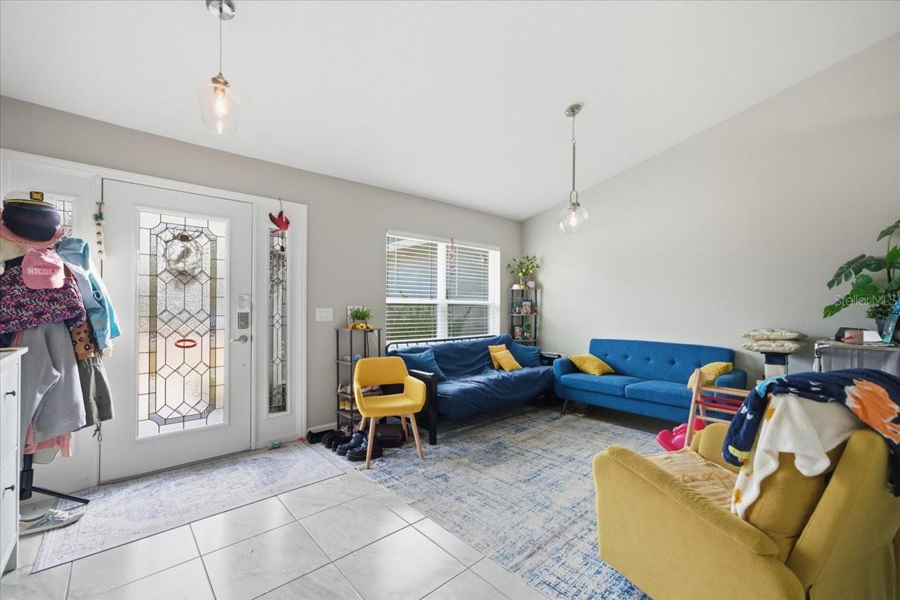 Image 20 of 54 For 12015 Phoenix Avenue