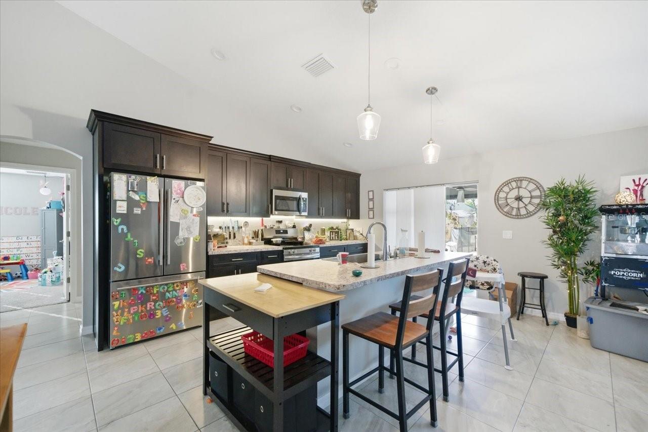 Image 30 of 54 For 12015 Phoenix Avenue