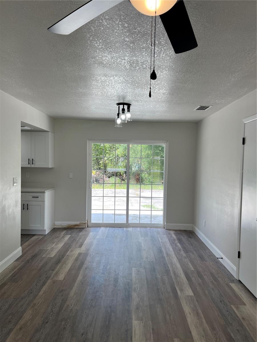 Image 3 of 11 For 11031 Spoonbill Road