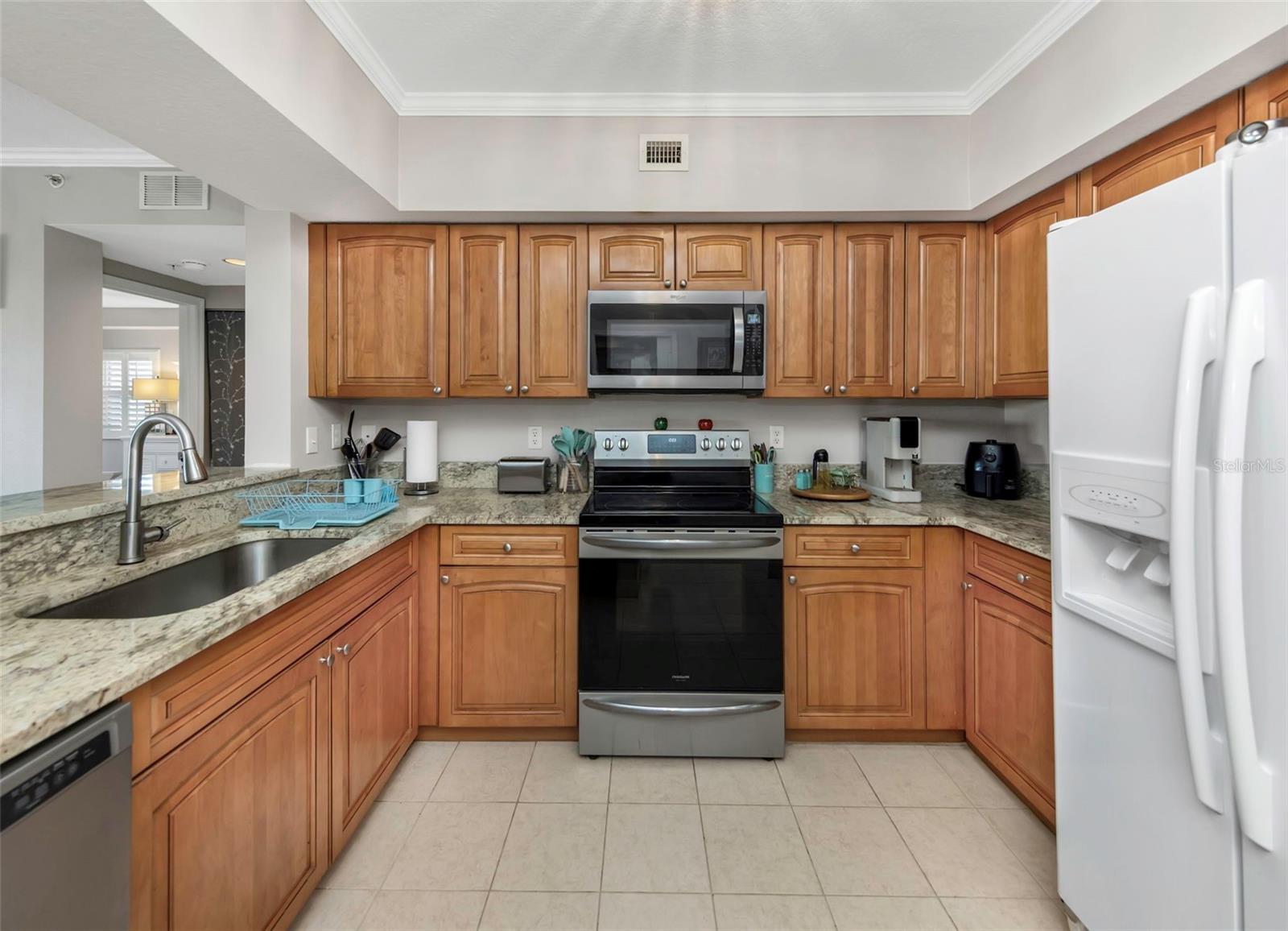 Image 13 of 53 For 4516 Seagull Drive 313