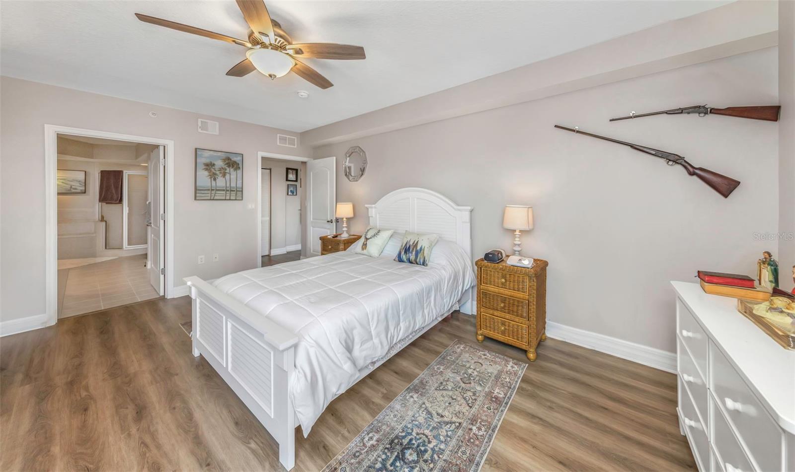 Image 17 of 53 For 4516 Seagull Drive 313