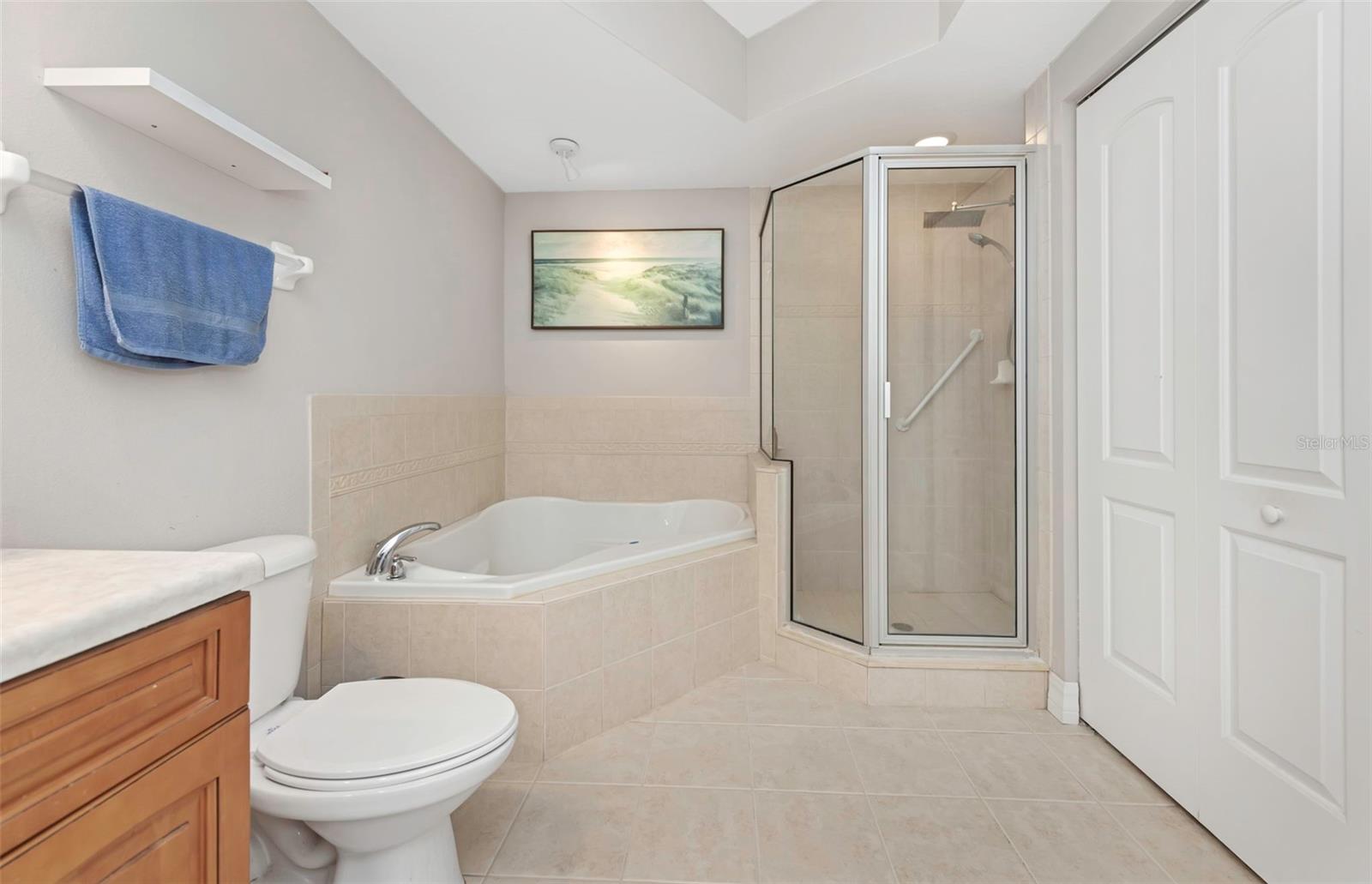 Image 19 of 53 For 4516 Seagull Drive 313